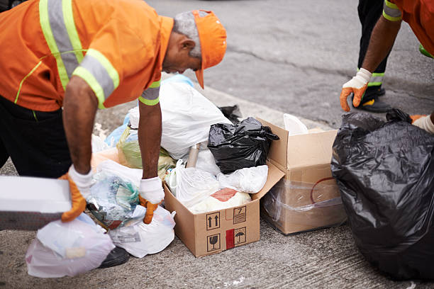 Best Yard Waste Removal in Jones Valley, CA